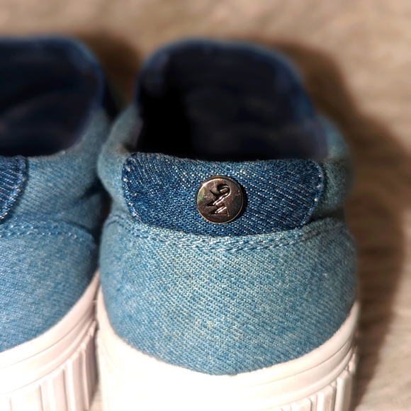 Nine West Slip On Loafers - Picture 5 of 7